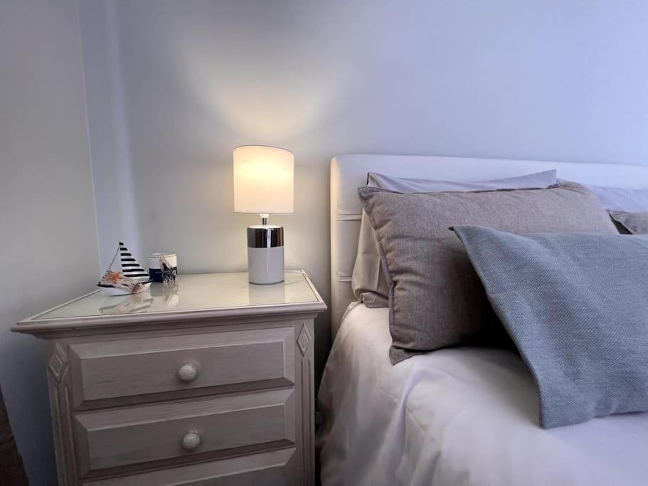 By The Sea - Apartamento Acolhedor E Relaxante. Caniço Екстериор снимка